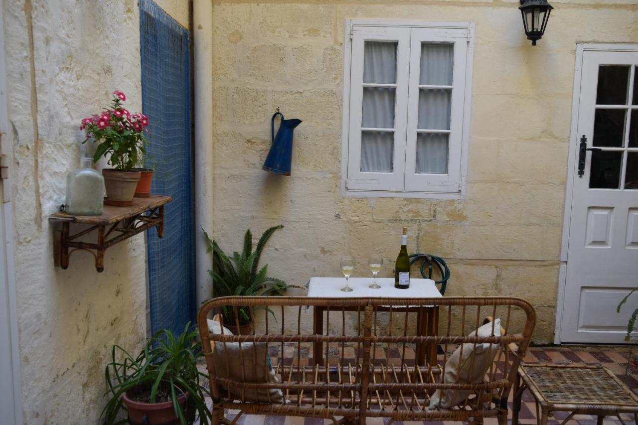 Maria Townhouse Heart Of Victoria B&B Экстерьер фото