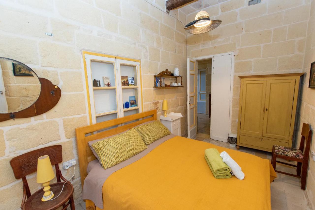 Maria Townhouse Heart Of Victoria B&B Экстерьер фото