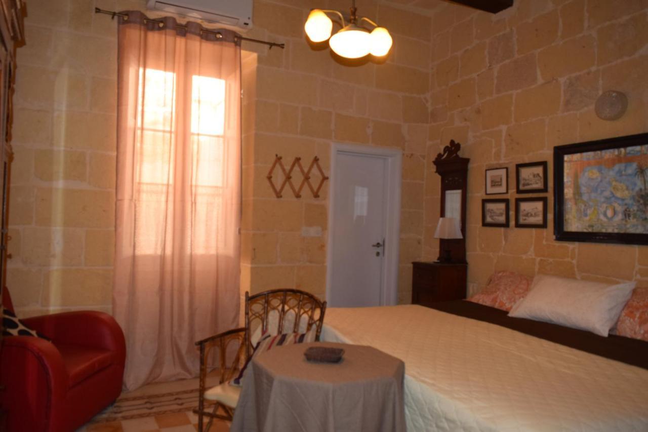 Maria Townhouse Heart Of Victoria B&B Экстерьер фото